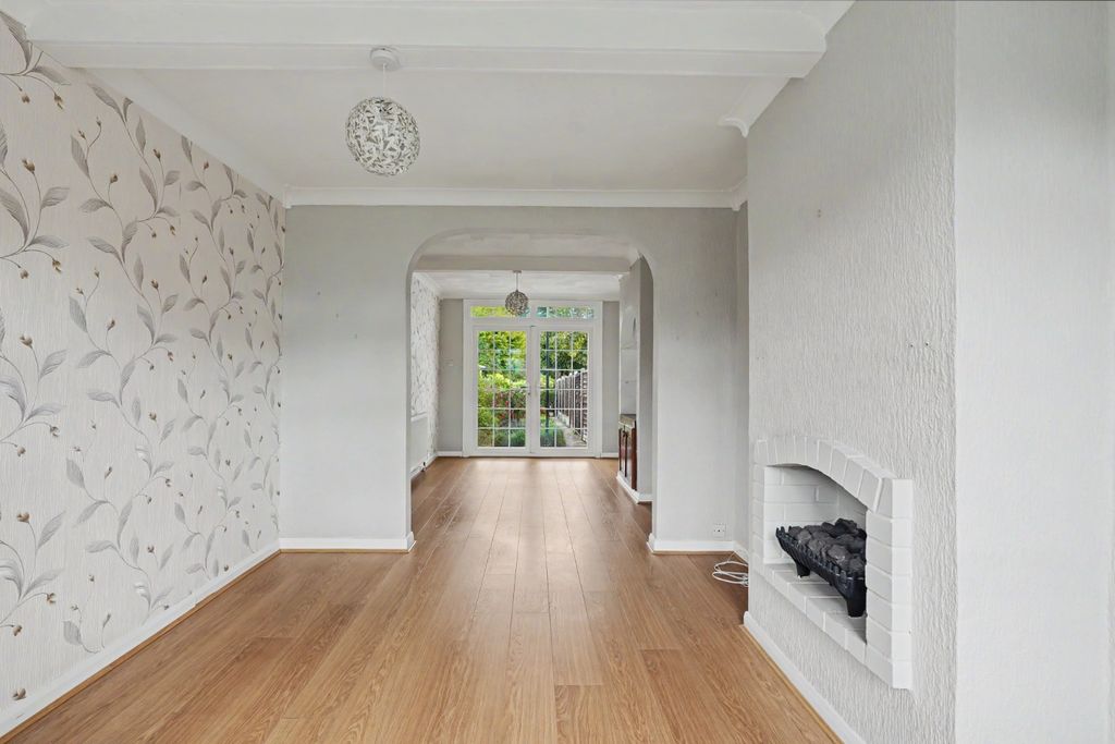 Property photo 2 of 21 5478494