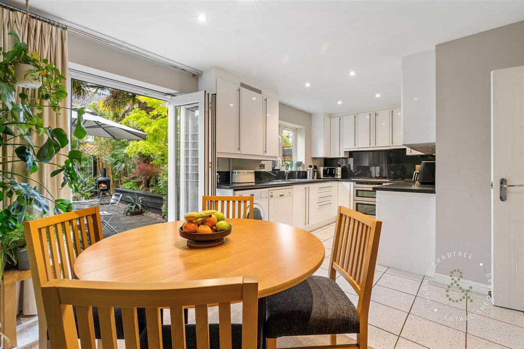 Additional image 11 of 5 bed town house for saleBarquentine Place, Cardiff Bay CF10