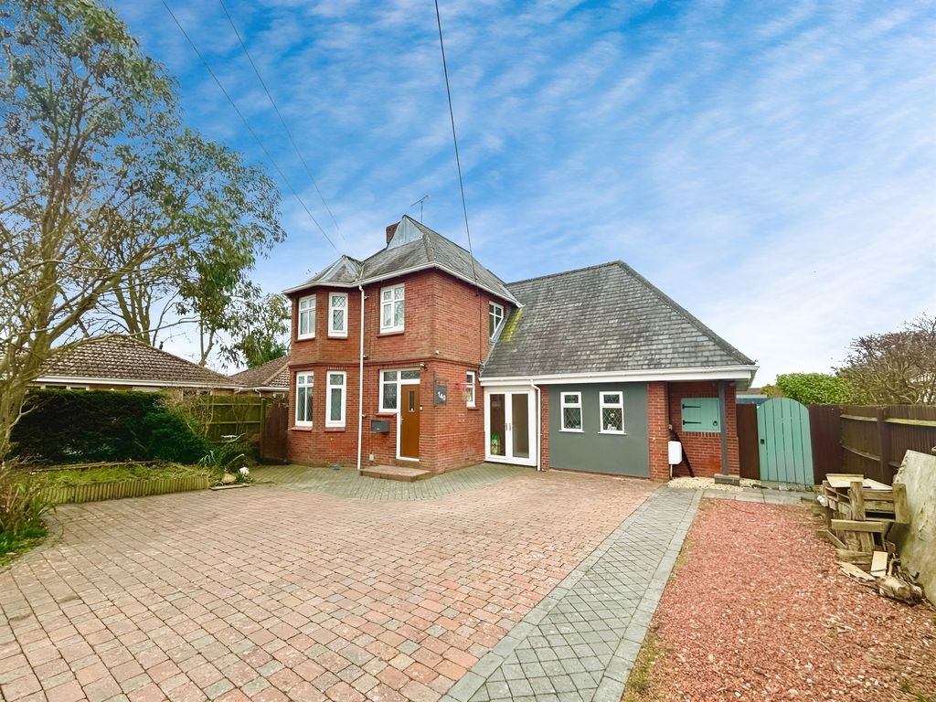 Property photo 1 of 22