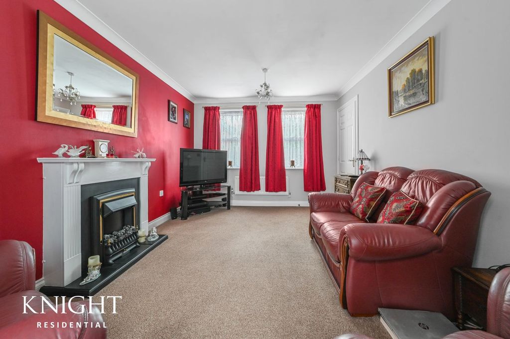 Property photo 3 of 20