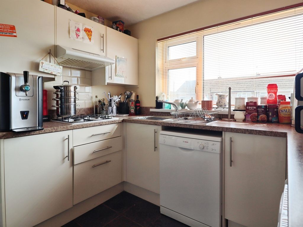 Property photo 3 of 22