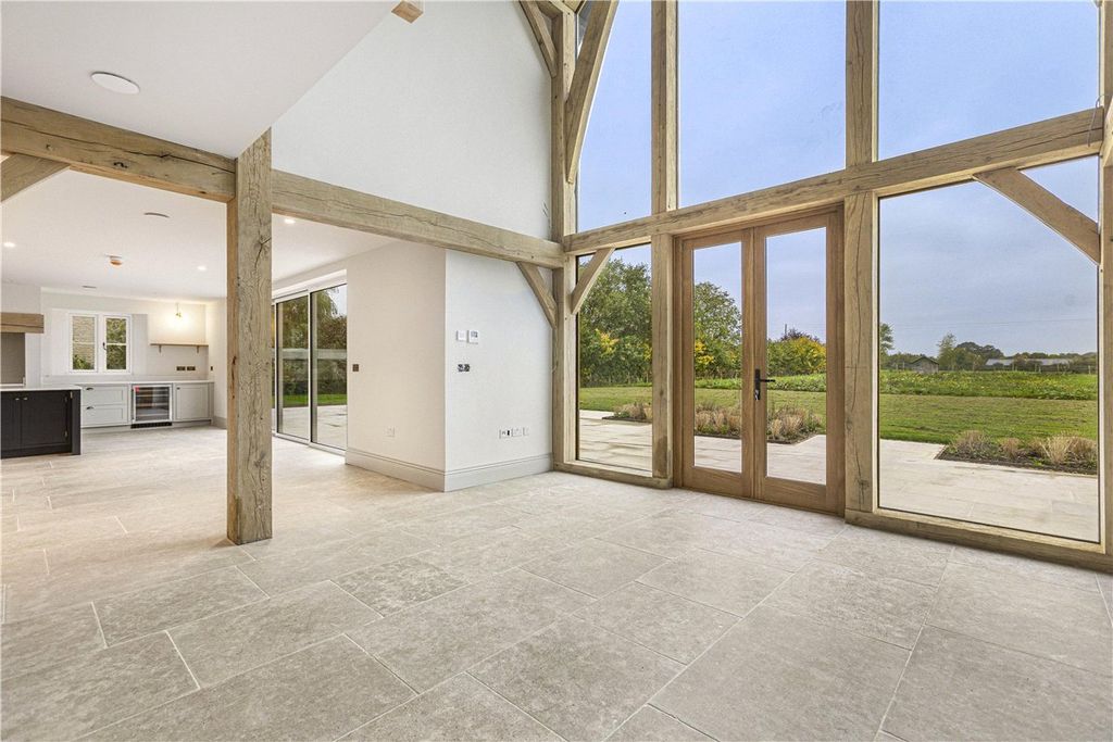 Property photo 3 of 27 Picture 3