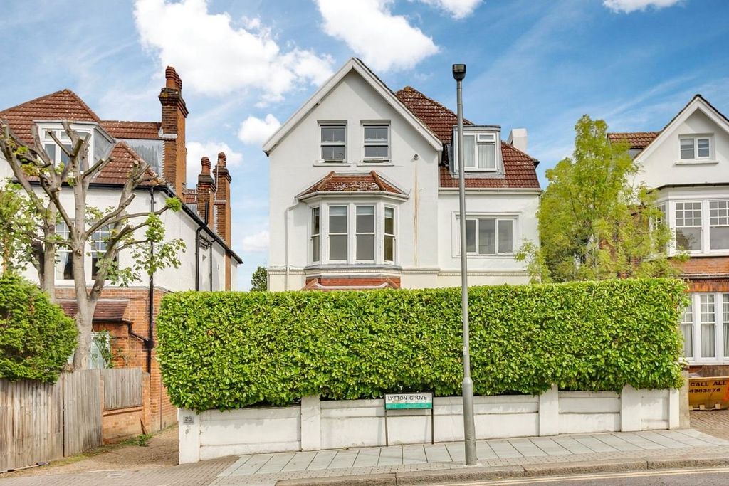 Property photo 1 of 7