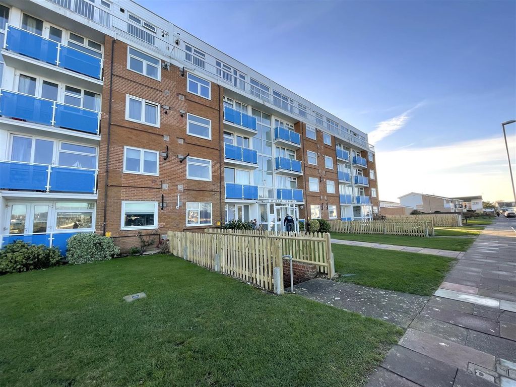 Property photo 1 of 12 Front.Jpeg