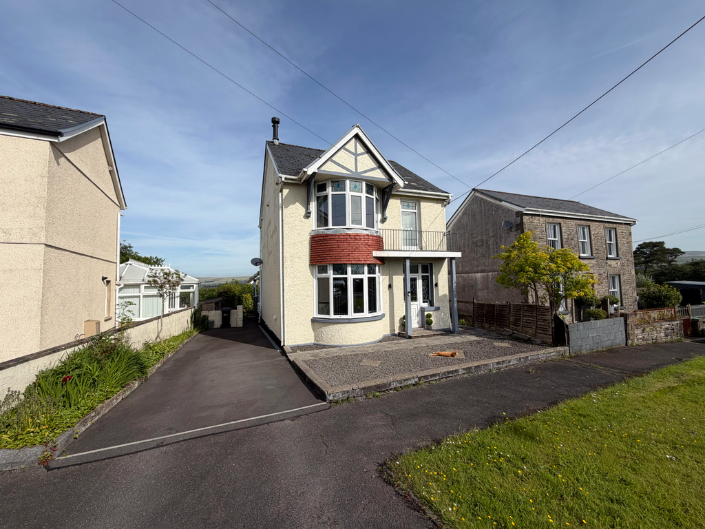 Property photo 1 of 16