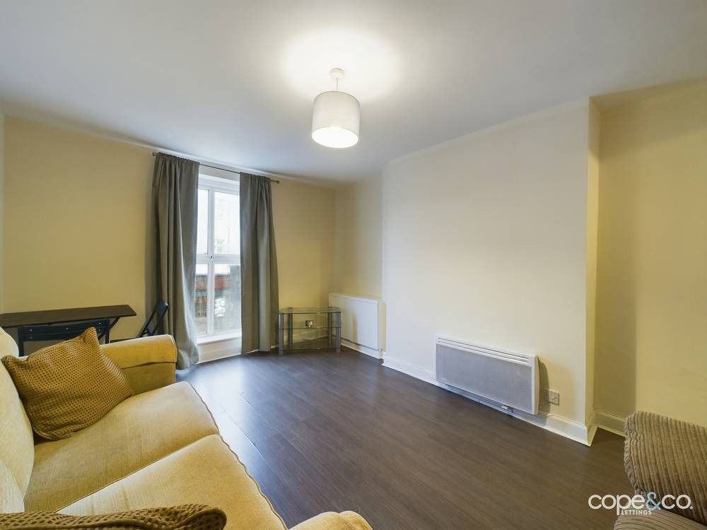 Property photo 1 of 6 3657241