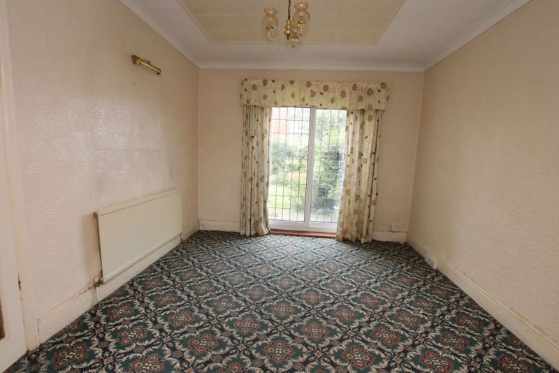 Property photo 3 of 12 Dining Room