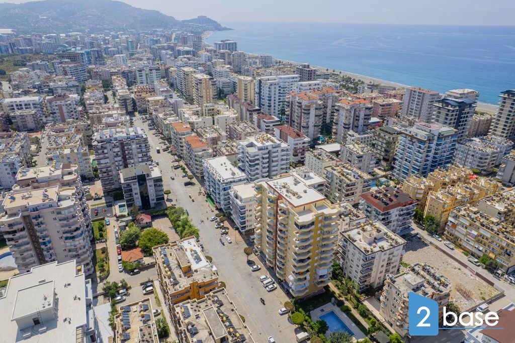 Property photo 3 of 40