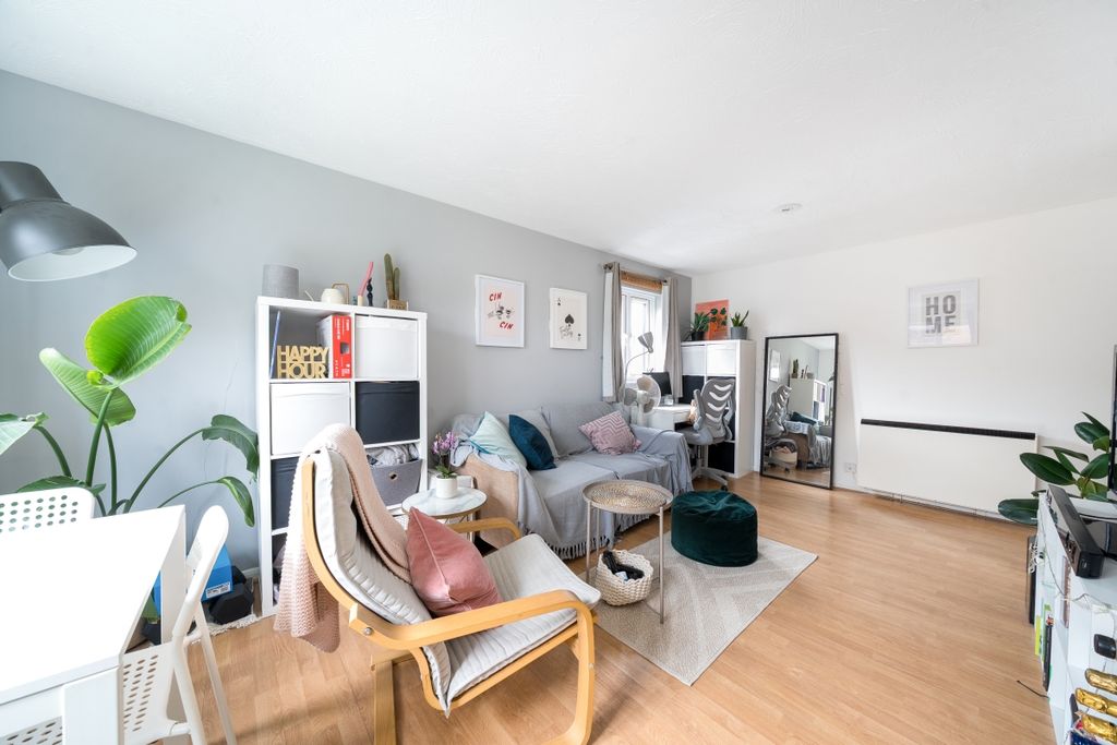 Property photo 2 of 7 1252441 (3)