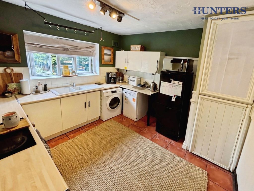 Property photo 3 of 12 Pbox-Img.Jpg