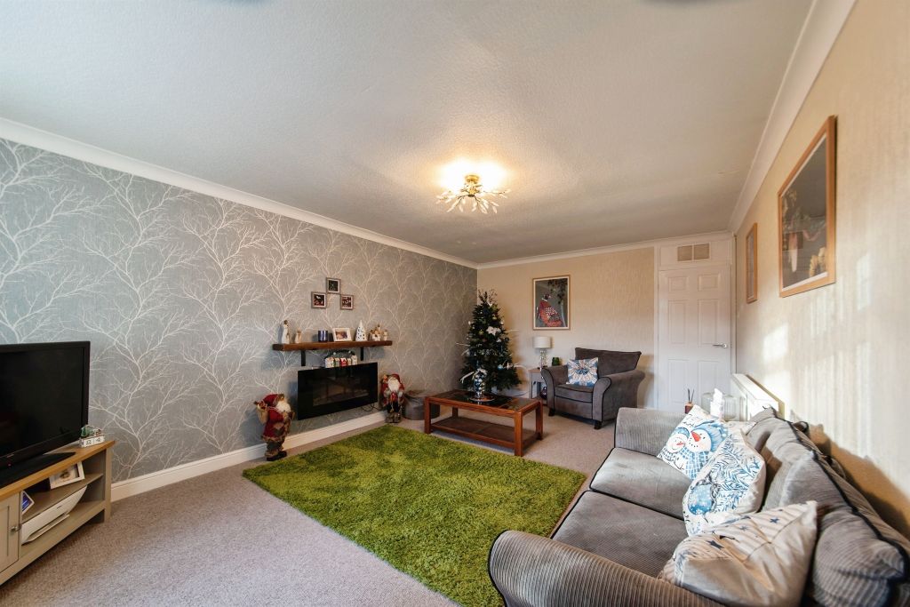 Property photo 2 of 24