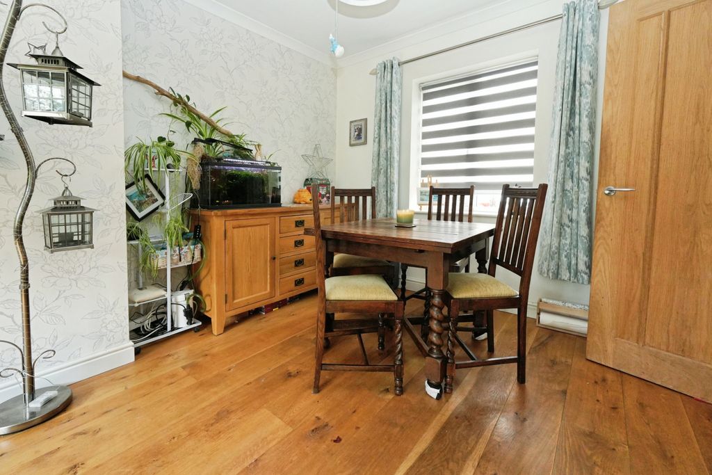 Property photo 3 of 23 Lounge/Dining Room