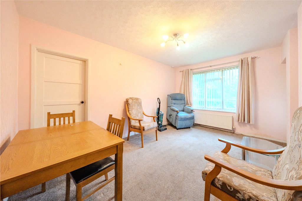 Property photo 2 of 11 Picture No. 04