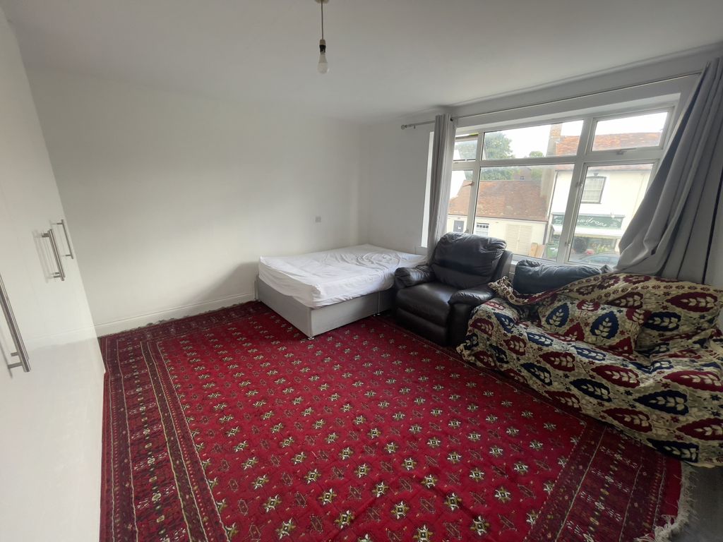 Property photo 1 of 4