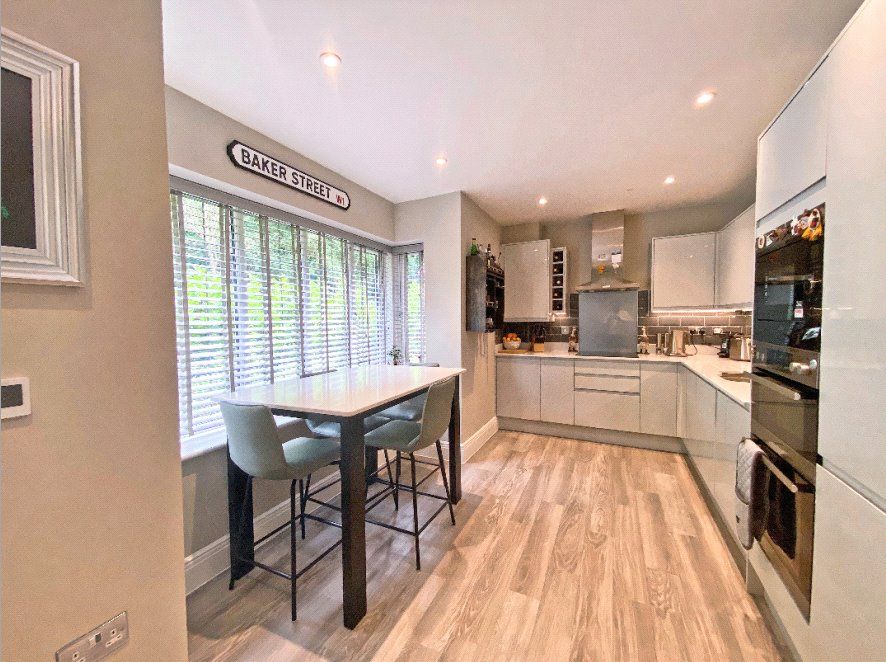 Property photo 3 of 17 Picture No. 18