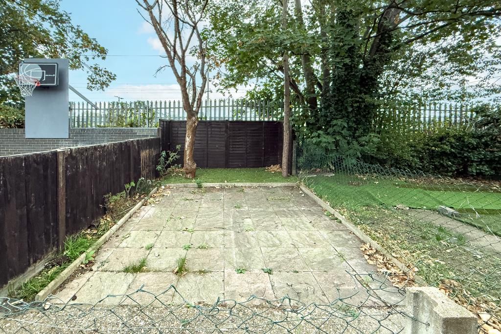 Property photo 3 of 17 Ily_8868 Copy_1.Jpg