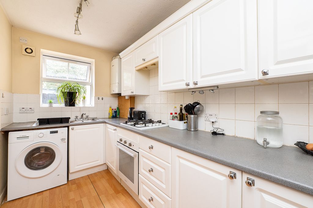 Property photo 3 of 10 Picture No. 06