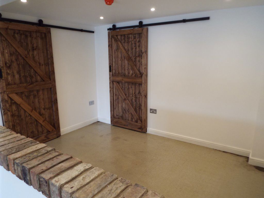 Property photo 3 of 5