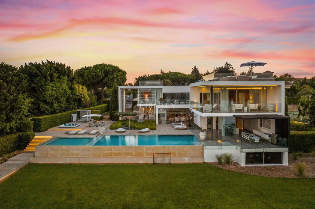 Property photo 3 of 30