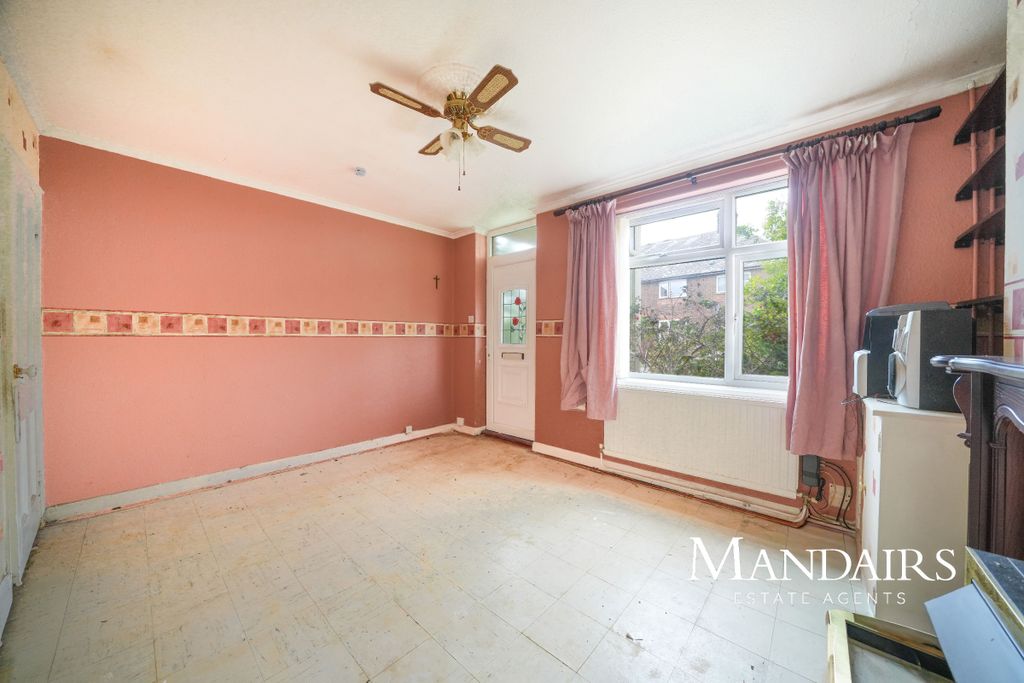 Property photo 3 of 22