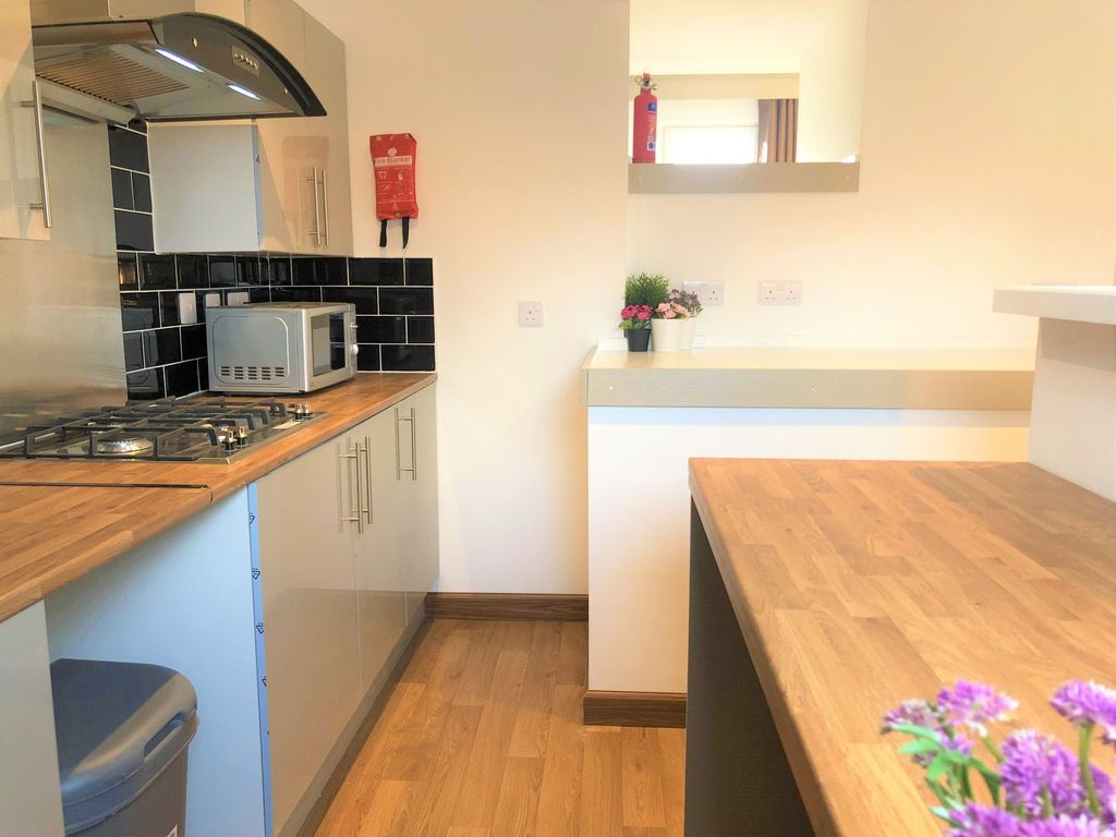 Property photo 3 of 12 Bright And Modern Kitchen With Wooden Countertops,...