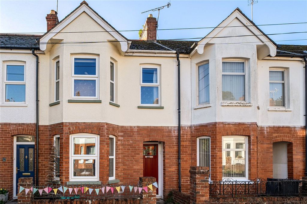 Property photo 1 of 17 Picture No. 01