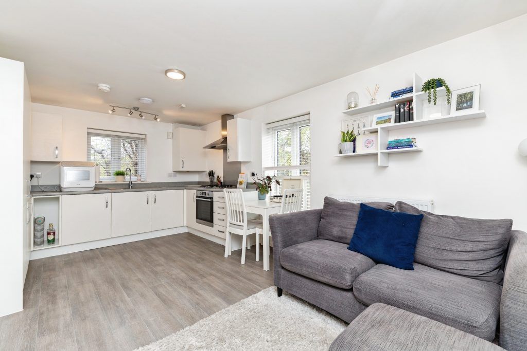 Property photo 3 of 10