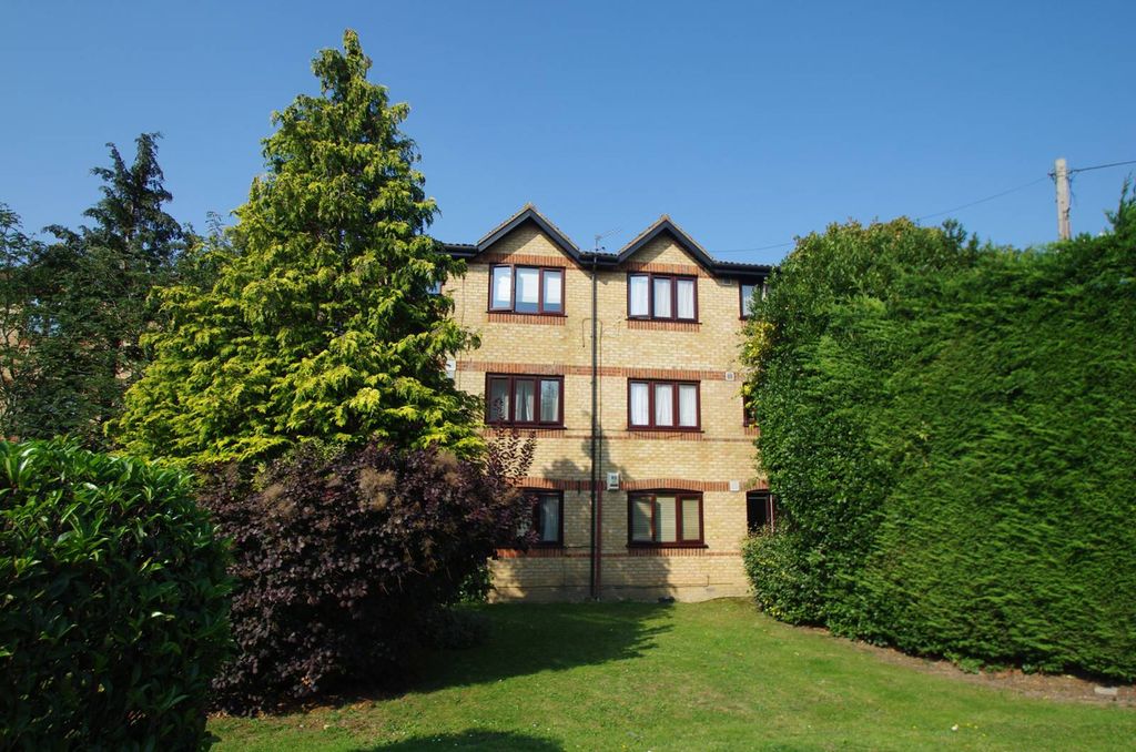 Property photo 2 of 7