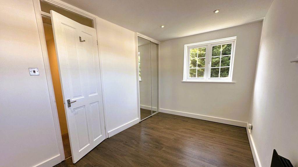 Property photo 3 of 7 Img_6779