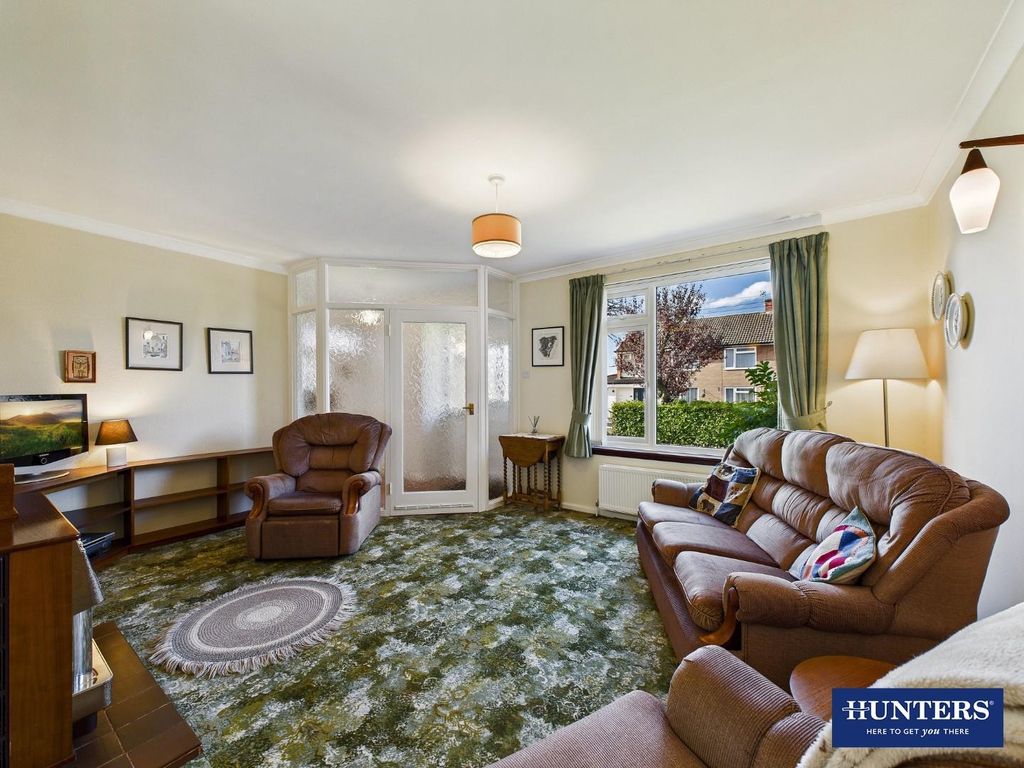 Property photo 3 of 22 Living Room