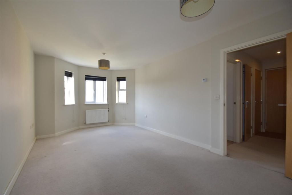 Property photo 3 of 10 3.Jpg