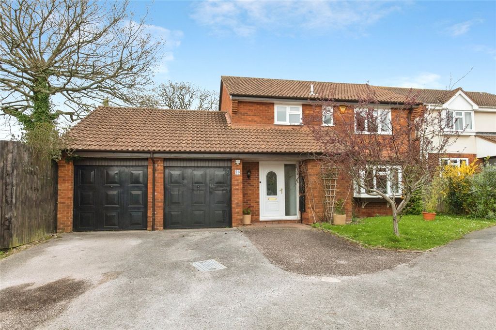 Property photo 1 of 17 Picture No. 02