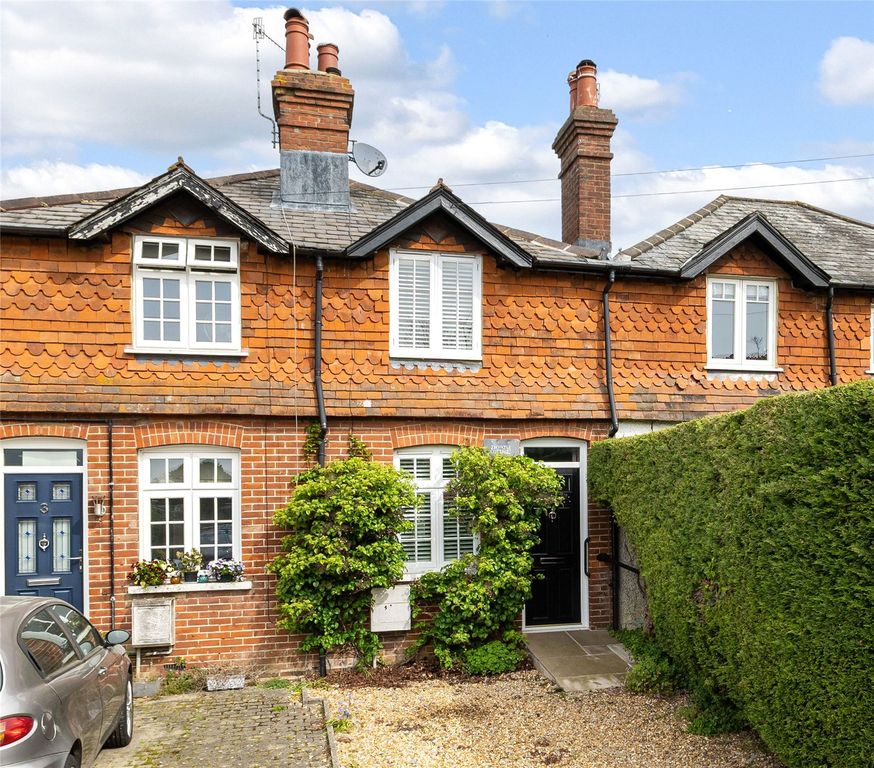 Property photo 3 of 11 Exterior