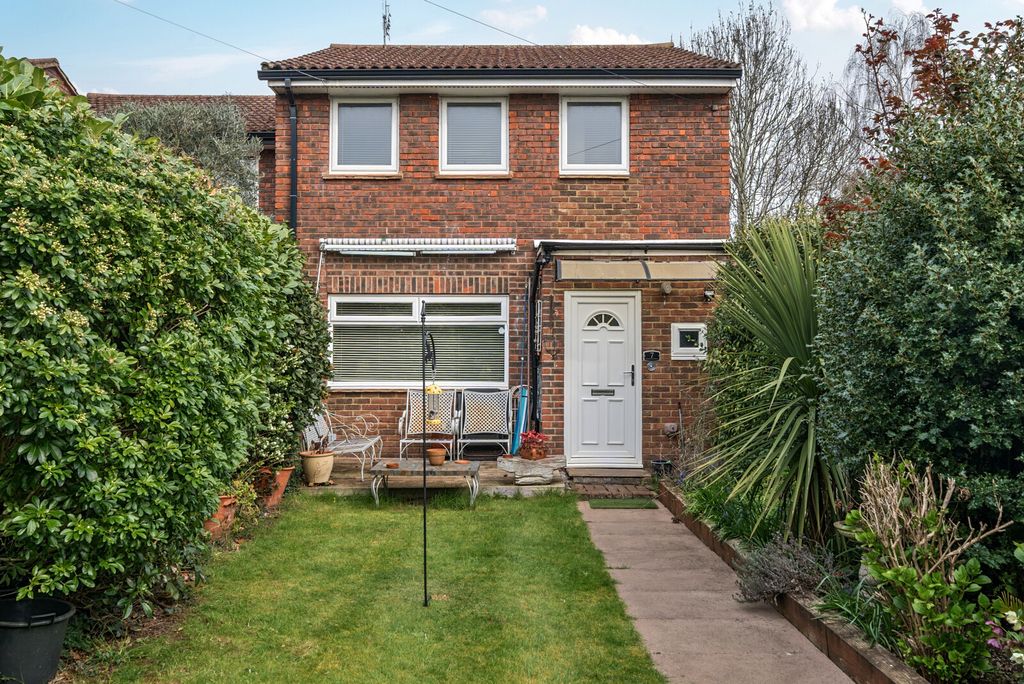 Property photo 1 of 13 1433967-4-69c1117...