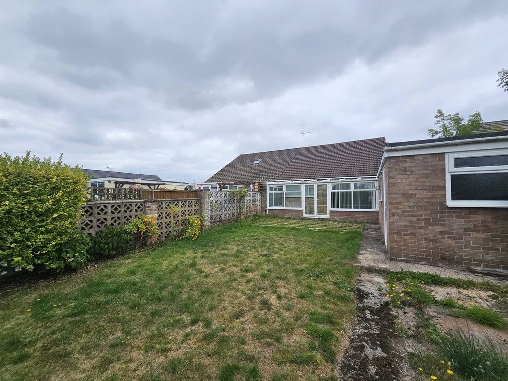 Property photo 2 of 18 Garden