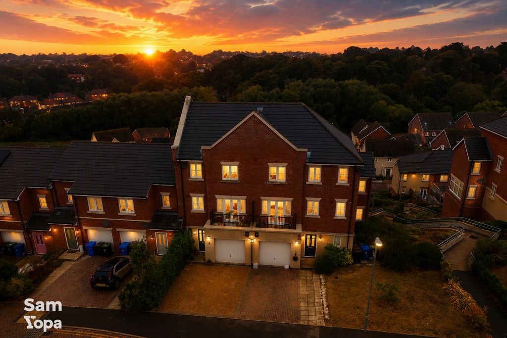 Property photo 1 of 22 A811c03d2B9ee1A051881B896192E482c012cd84.Jpeg