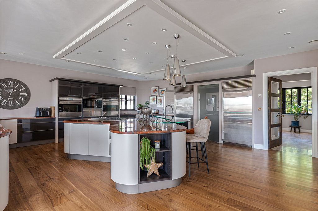 Additional image 8 of 8 bed detached house for saleSea Way, Middleton-On-Sea, Bognor Regis, West Sussex PO22