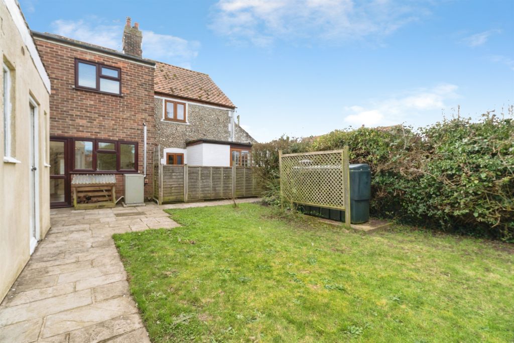 Property photo 3 of 15