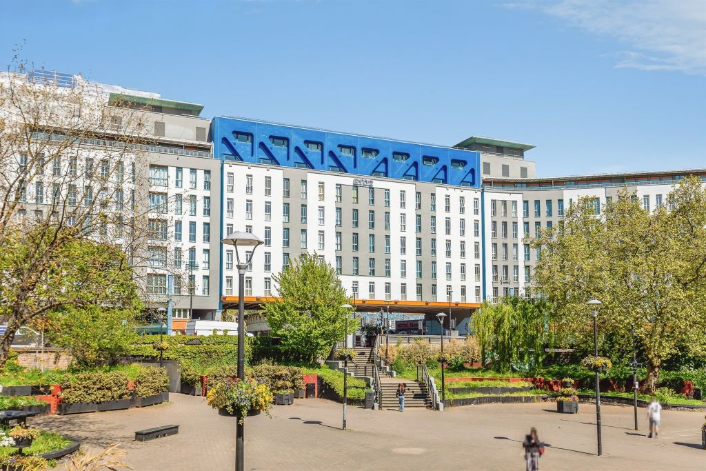 Property photo 3 of 14