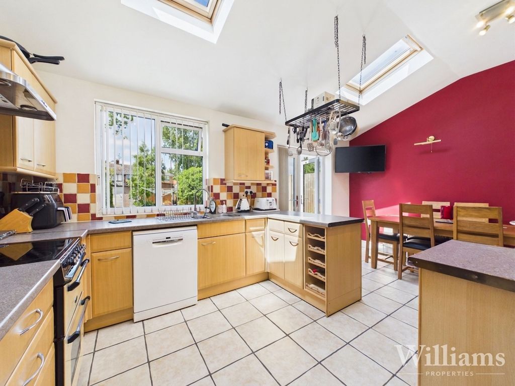 Property photo 3 of 15