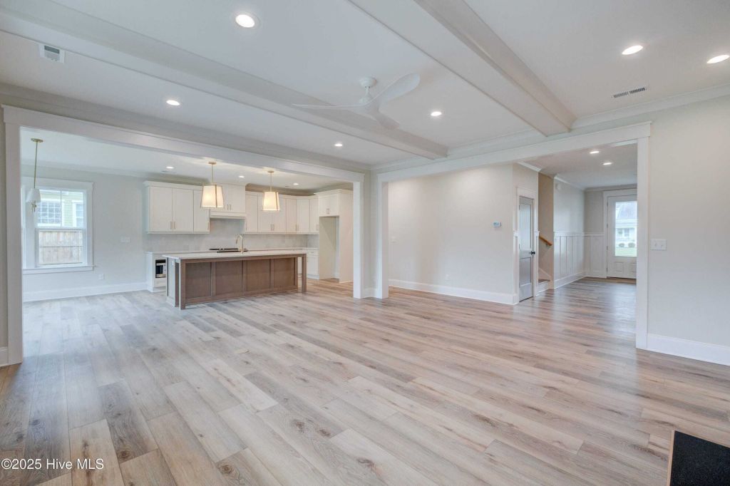 Property photo 3 of 28 <Alttext/>