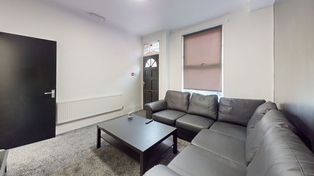 Property photo 2 of 15 Jpg