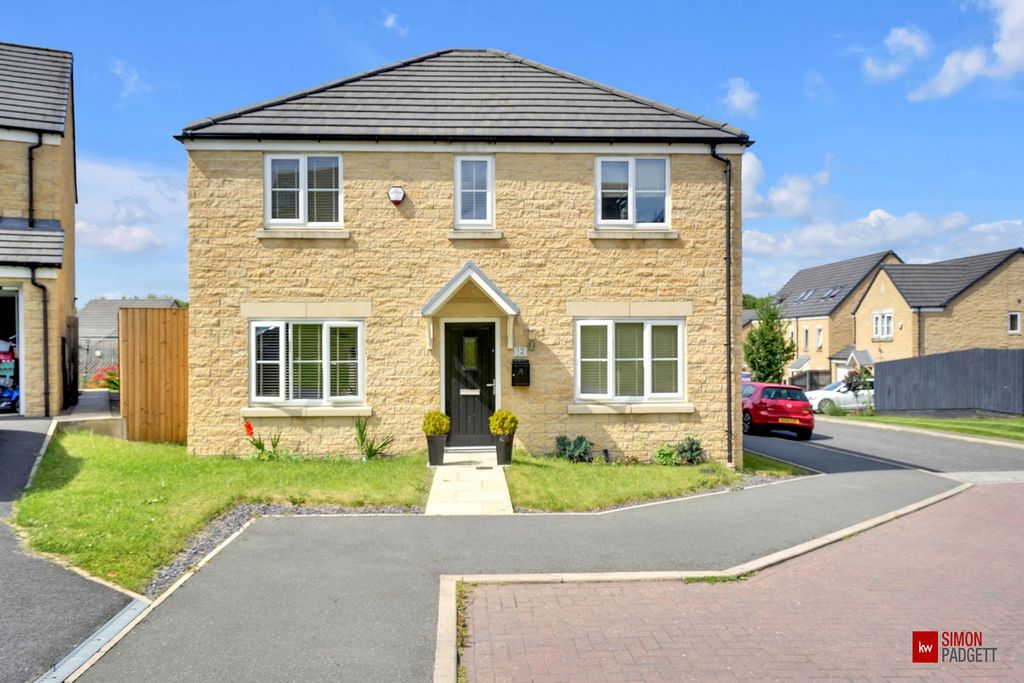 Property photo 1 of 22