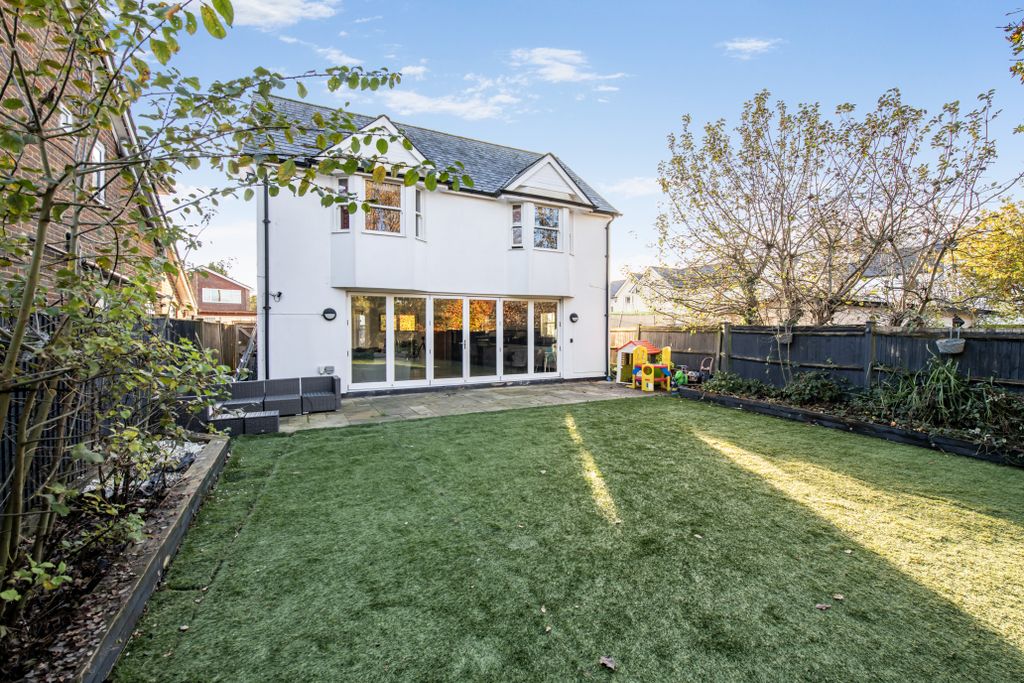 Property photo 3 of 19