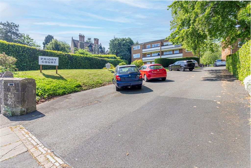 Additional image 21 of 3 bed flat for salePriory Road, Malvern WR14