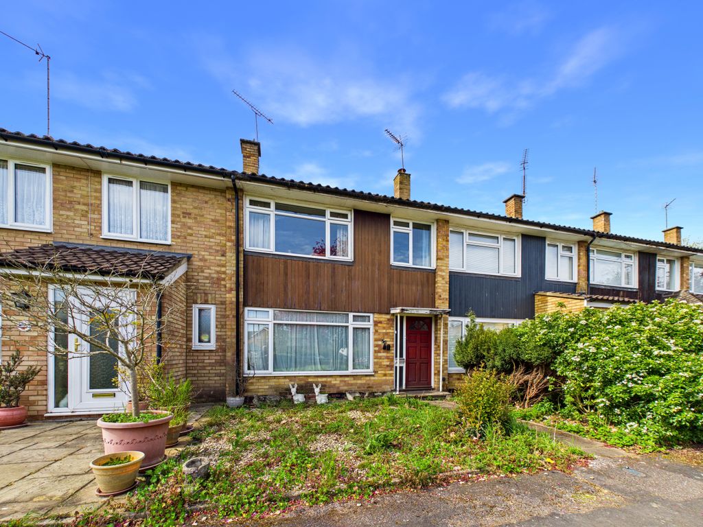 Property photo 1 of 15 Cam01984G0-Pr0586-Still011