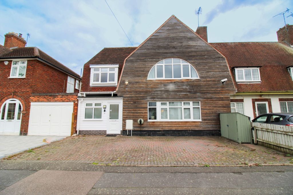 Property photo 1 of 20