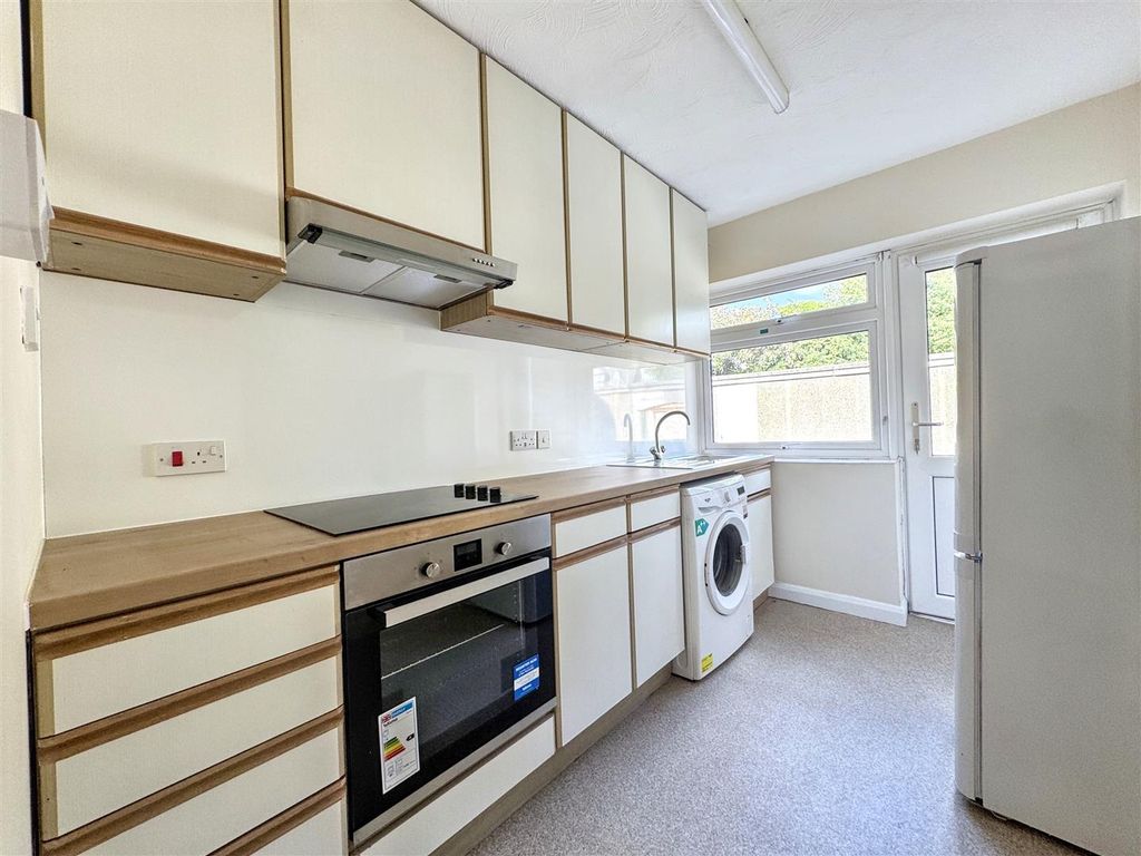 Property photo 2 of 7 Kitchen 1.Jpg
