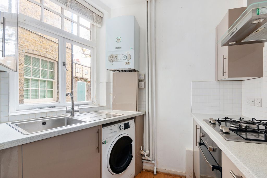 Property photo 3 of 8