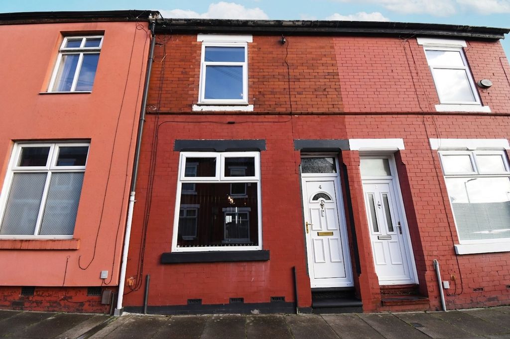 Property photo 1 of 12